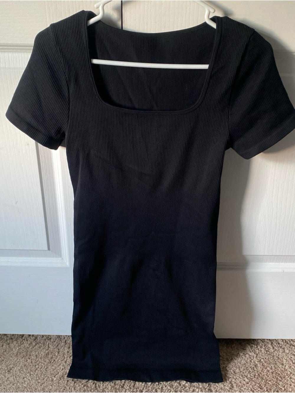 OQQ Black Square-Neck Ribbed Short Sleeve Bodycon Dress